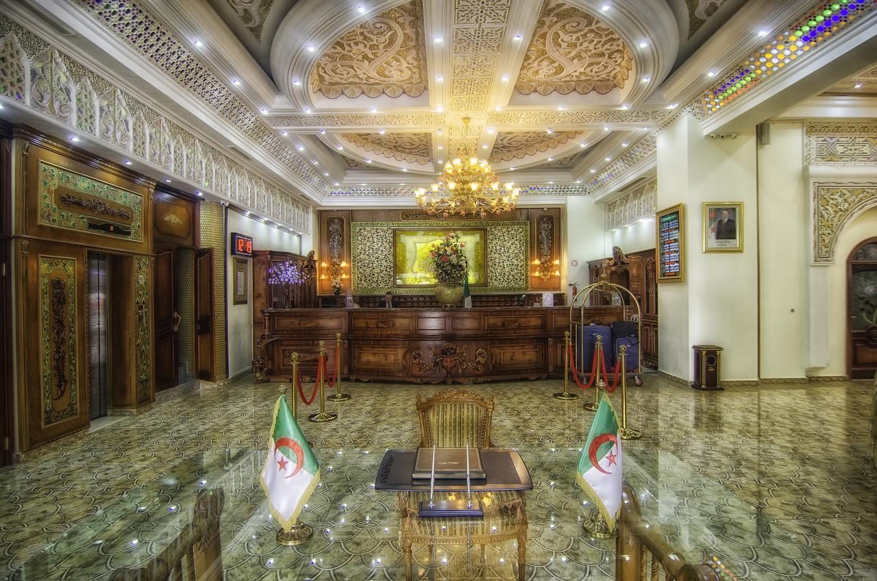 Hotel Ville Des Roses Blida Esterno foto